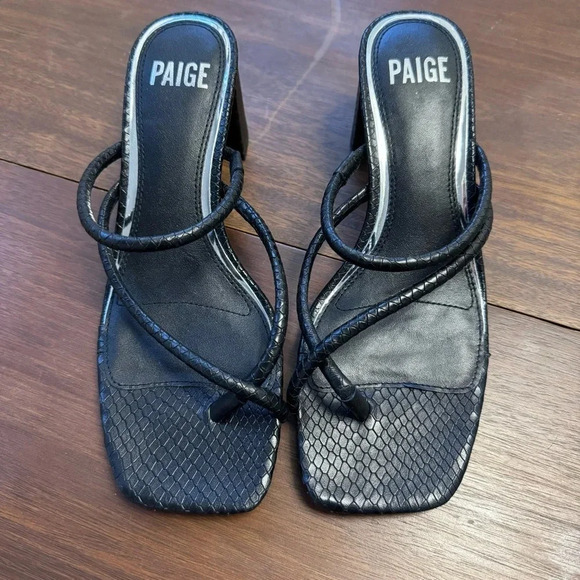 NWOT Black Paige Chunky Heel Sandal Women Size 6.5 - Picture 1 of 4